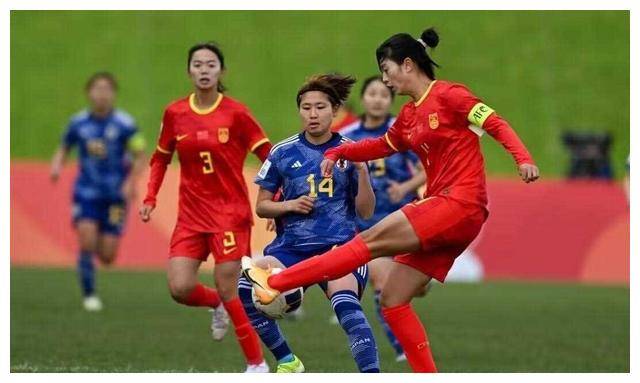 乌克兰女足对决中国队：国际友谊赛上球队团结一心的简单介绍