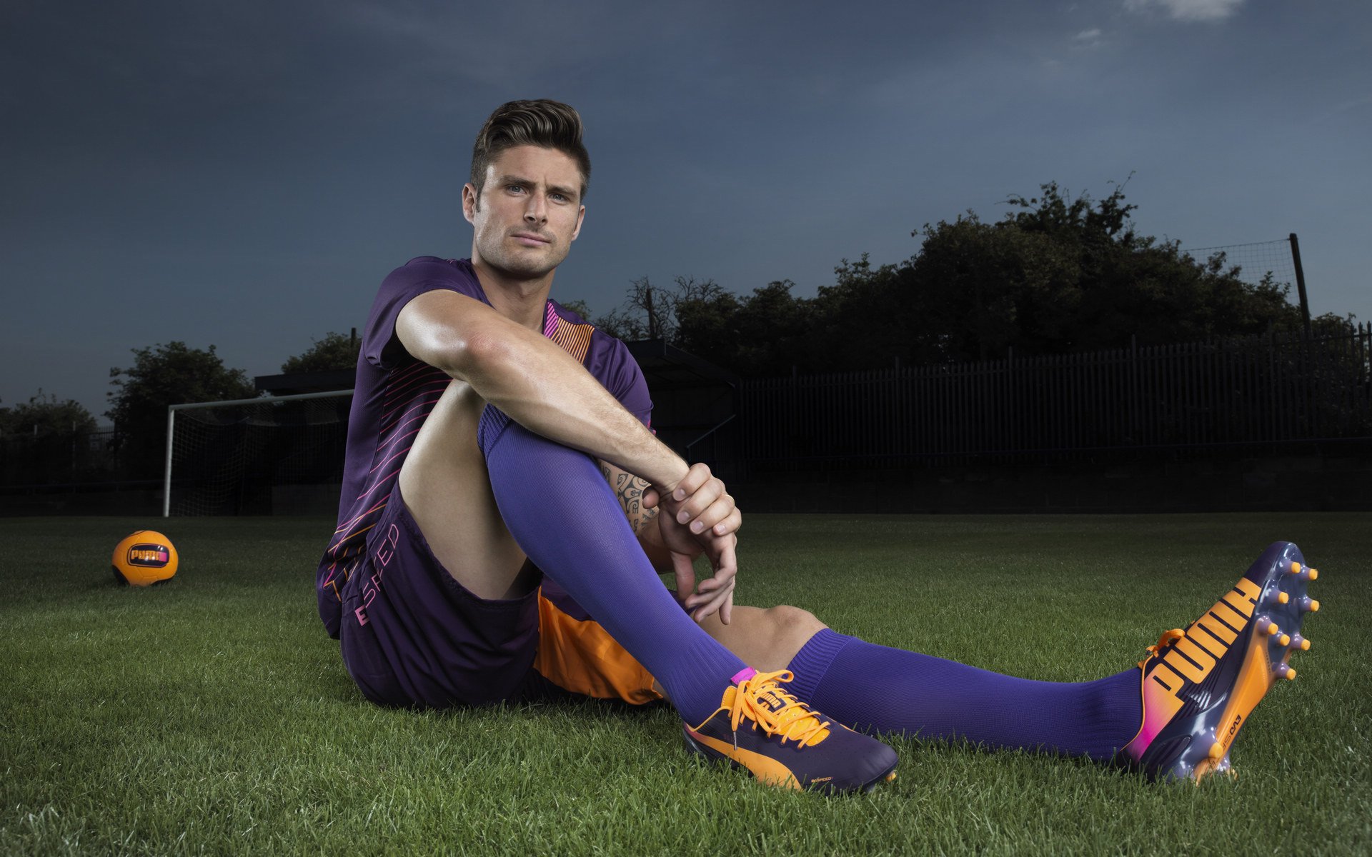 F1新赛季揭幕战之夜，托尼成为胜负手