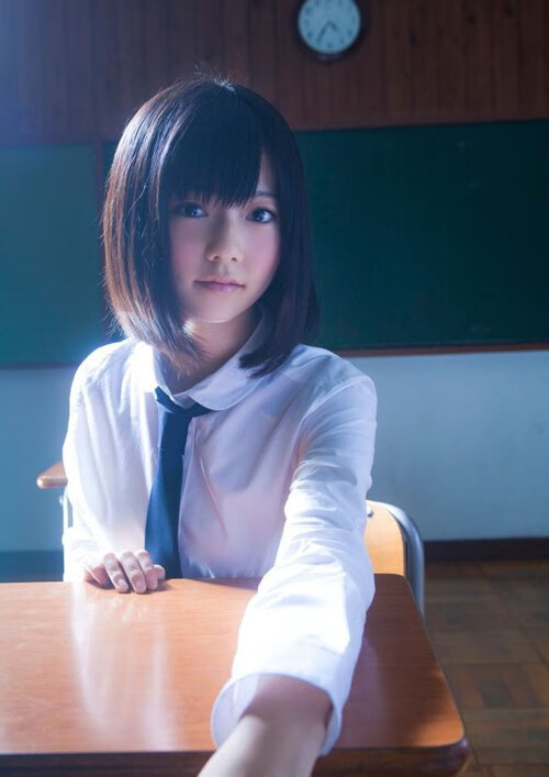 开云下载-大舞台的荣光与高压下的胜利,本泽马的定律与伊拉克的坚韧